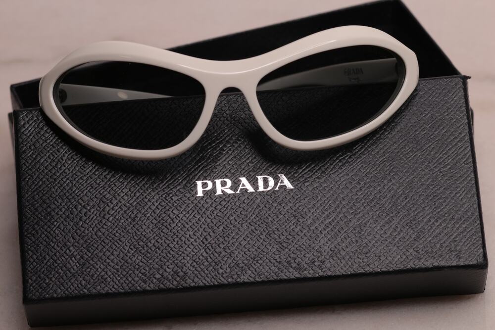 PRADA SPR A20 White Oversized Sunglasses 61mm 17K-3C2 Swing PR Edition w/ Case
